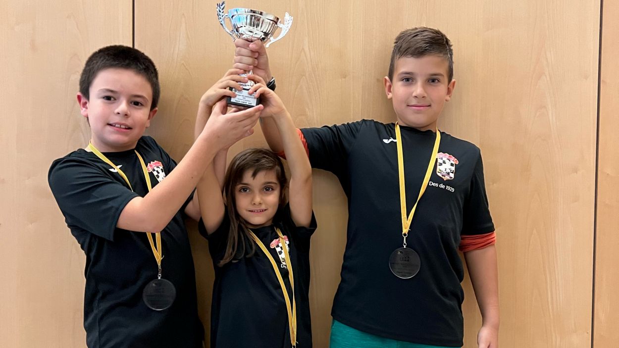 L'equip sub-8 A del Club d'Escacs Sant Cugat guanya la Minicopa Barcelona