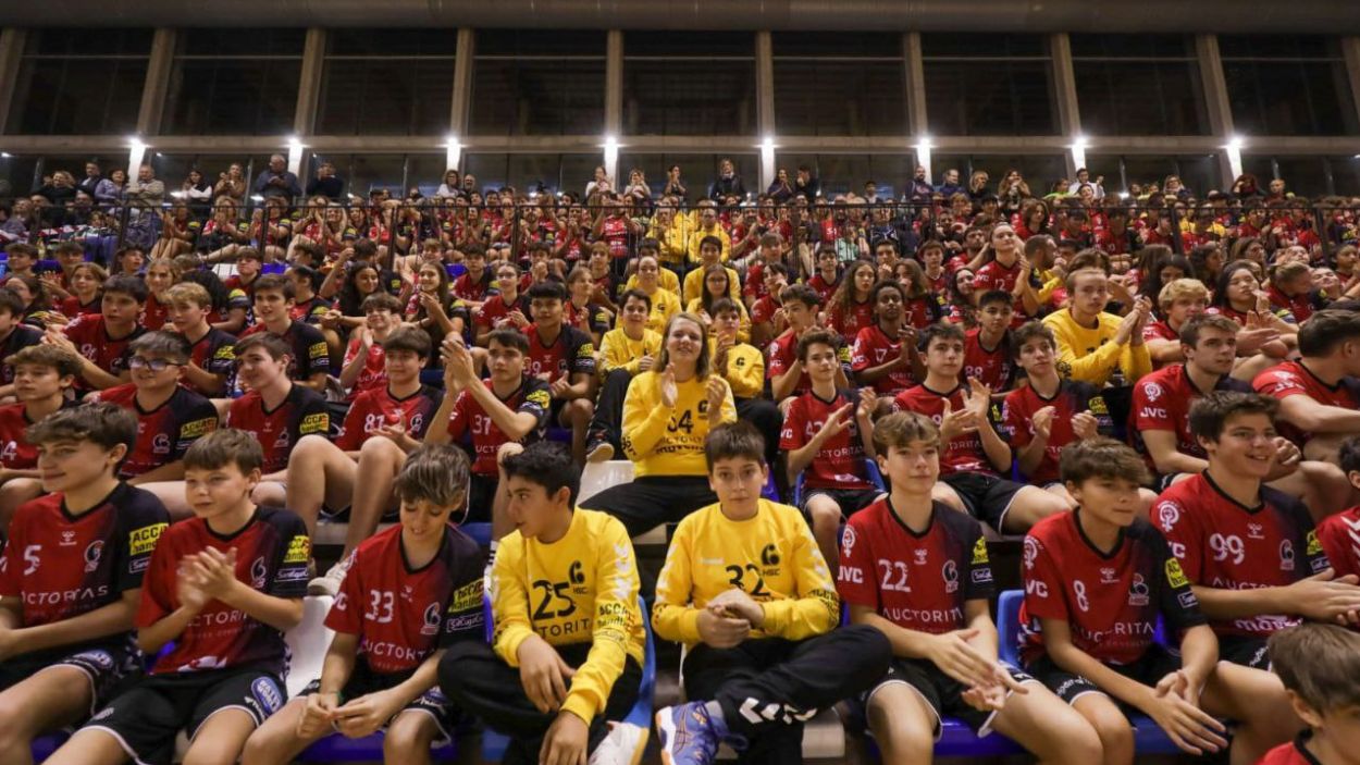 Tot a punt a l'Handbol Sant Cugat per fer 