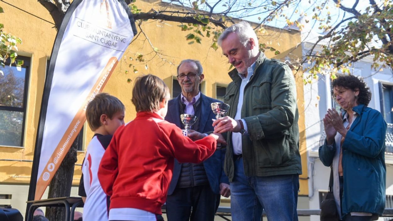 Una norantena de parelles recullen els premis de la Marxa Infantil