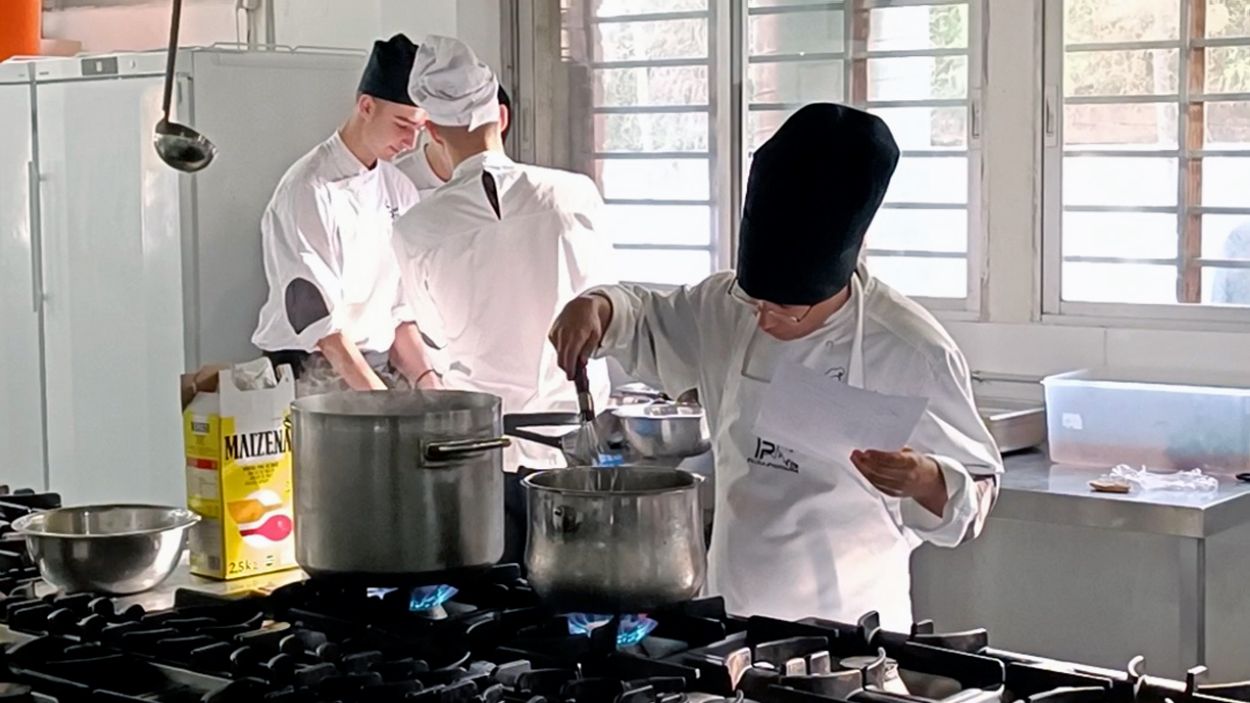 L'Institut FP presenta al Fòrum Gastronòmic dos plats amb productes de Collserola