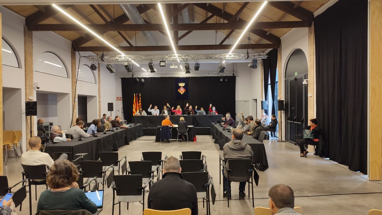 Impostos i taxes queden congelats per al 2023