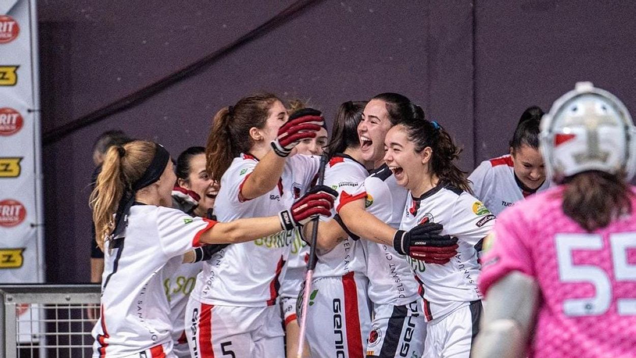 El Solideo- Patí Hoquei femení assoleix l'accés històric a la final de Lliga Catalana
