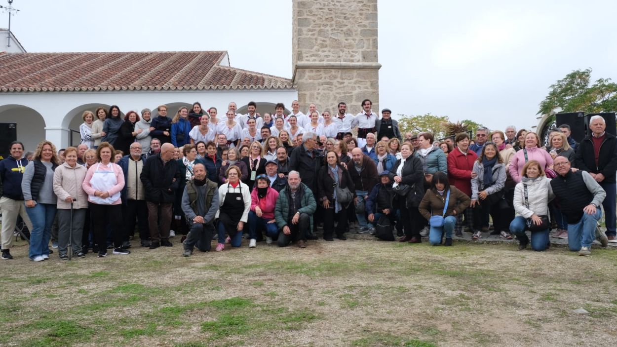 Sant Cugat i la Haba refermen els vincles d'agermanament a través de la cultura