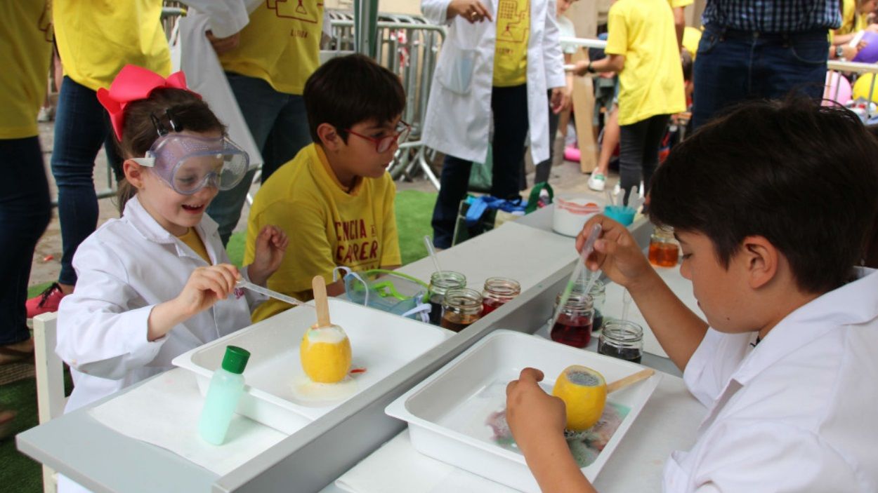 Dues propostes d'activitats de ciència aquest gener als Diverdivendres de Sant Cugat