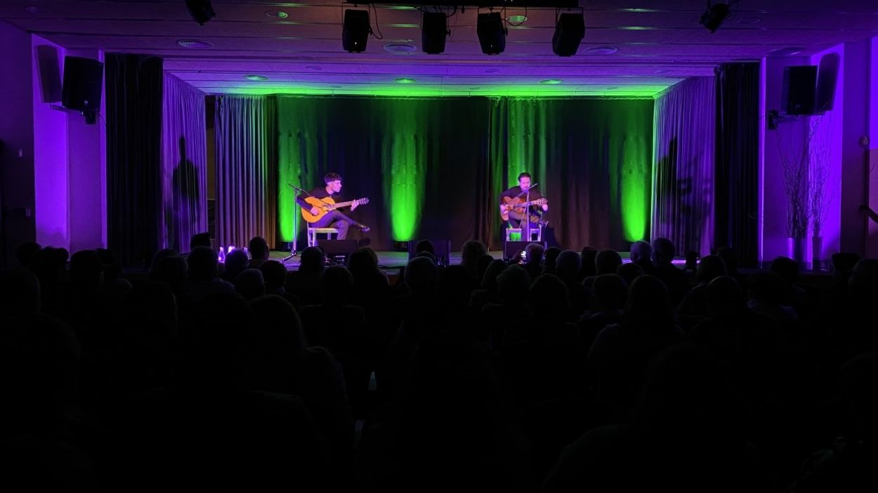 La guitarra de Jose 'El fraile' posa música al 3r Festival d'Hivern del CPA