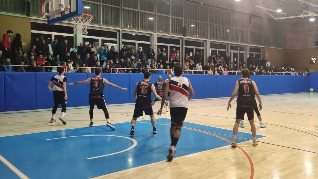 La UESC tanca l'any en segona plaça després d'un sòlid triomf davant el Tecla Sala