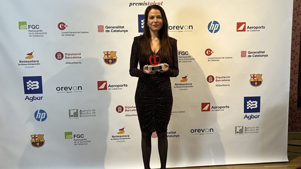 Alt: La flautista Elisabet Franch guanya el premi Talent 2022 en Música i Composició