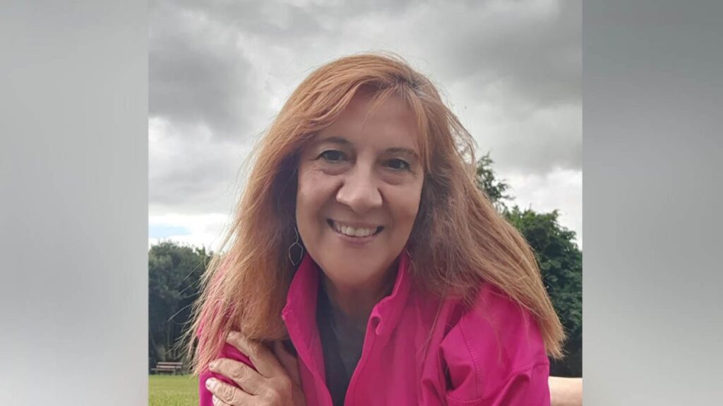 Alt: La professora de català Marisa Salgado és la convidada del pòdcast 'L'anell al dit'