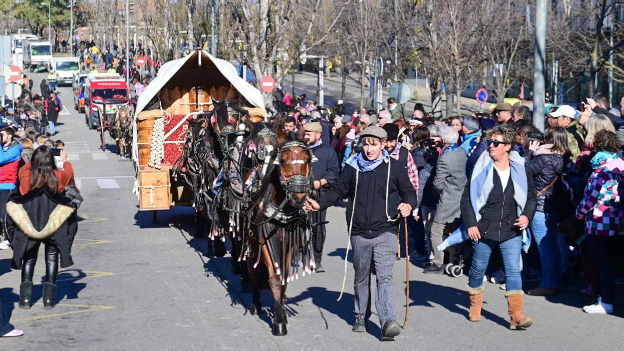 La festa de Sant Antoni Abat bufa les espelmes dels 