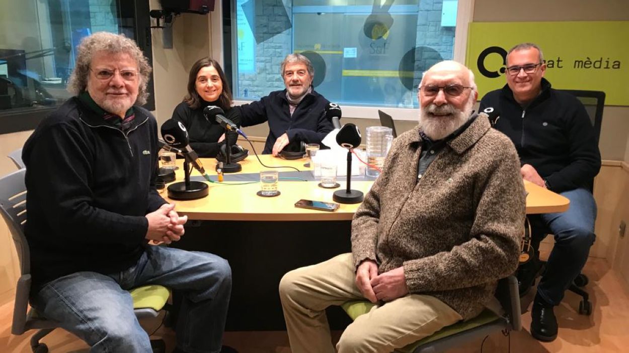 Els pisos sense calefacció i la plaça Lluís Millet sense busos, a la 'Tertúlia ciutadana Sant Cugat'