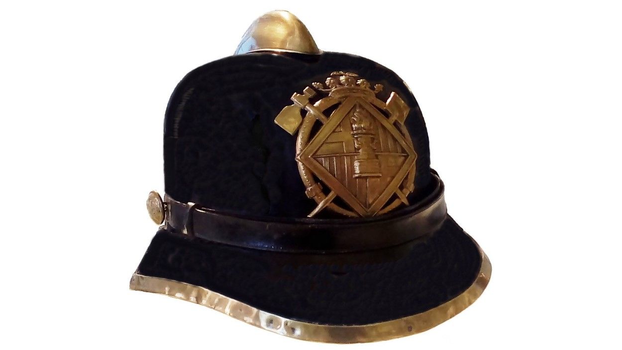 Localitzat el casc de bombers perdut en un tren de la Línia del Vallès de FGC