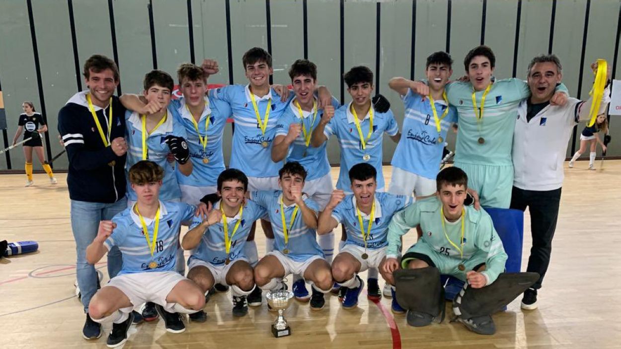 El juvenil masculí del Junior, campió de Catalunya d'hoquei sala