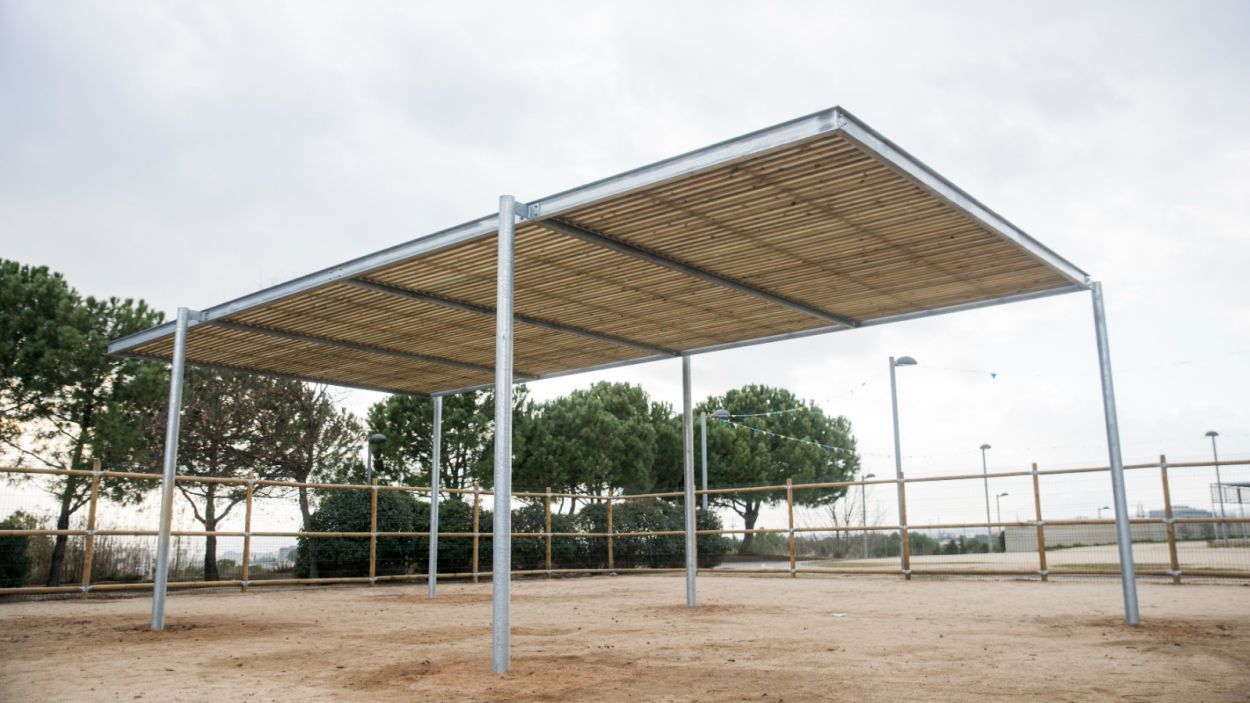 Nous espais d'ombra a places i parcs de Sant Cugat