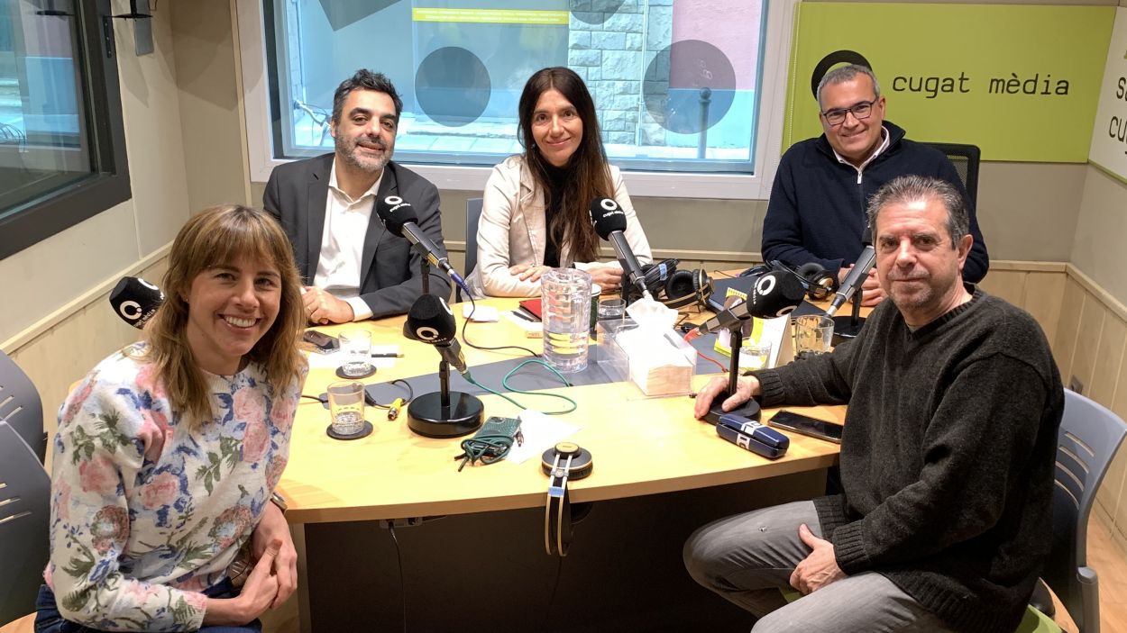 La ràdio d'abans, l'actual i la de futur, a debat a la 'Tertúlia ciutadana de Sant Cugat'