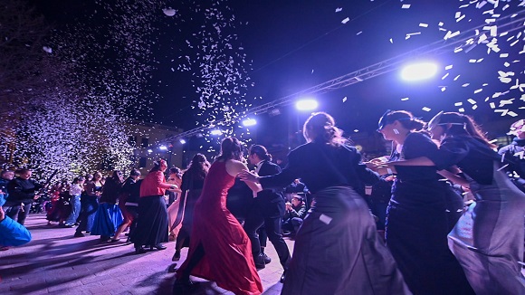 Tret de sortida al Carnaval amb la presa de poder del Gall de Sant Cugat