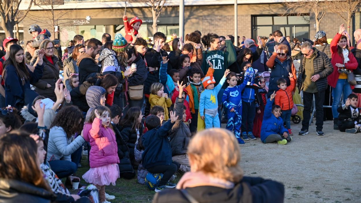 Volpelleres s'omple de color amb la celebració del Carnaval