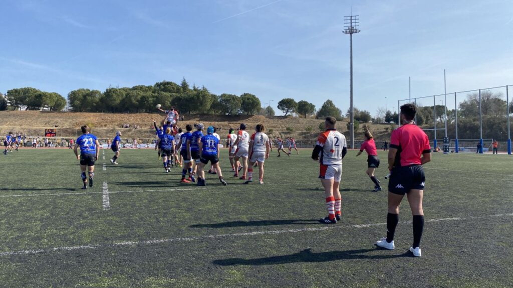Alt: Pas endavant del Rugby Sant Cugat a la fase d'ascens en superar l'Almeria