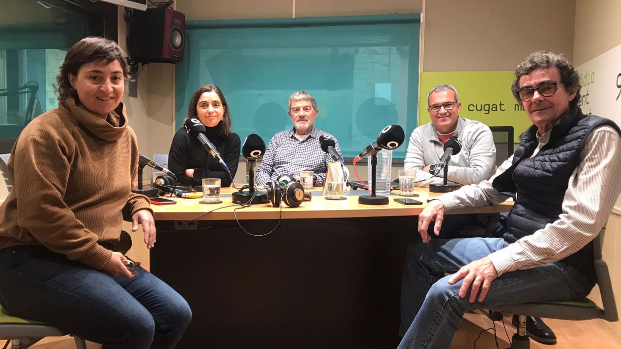 El soroll als carrers i la manifestació contra la guerra, a la 'Tertúlia ciutadana de Sant Cugat'