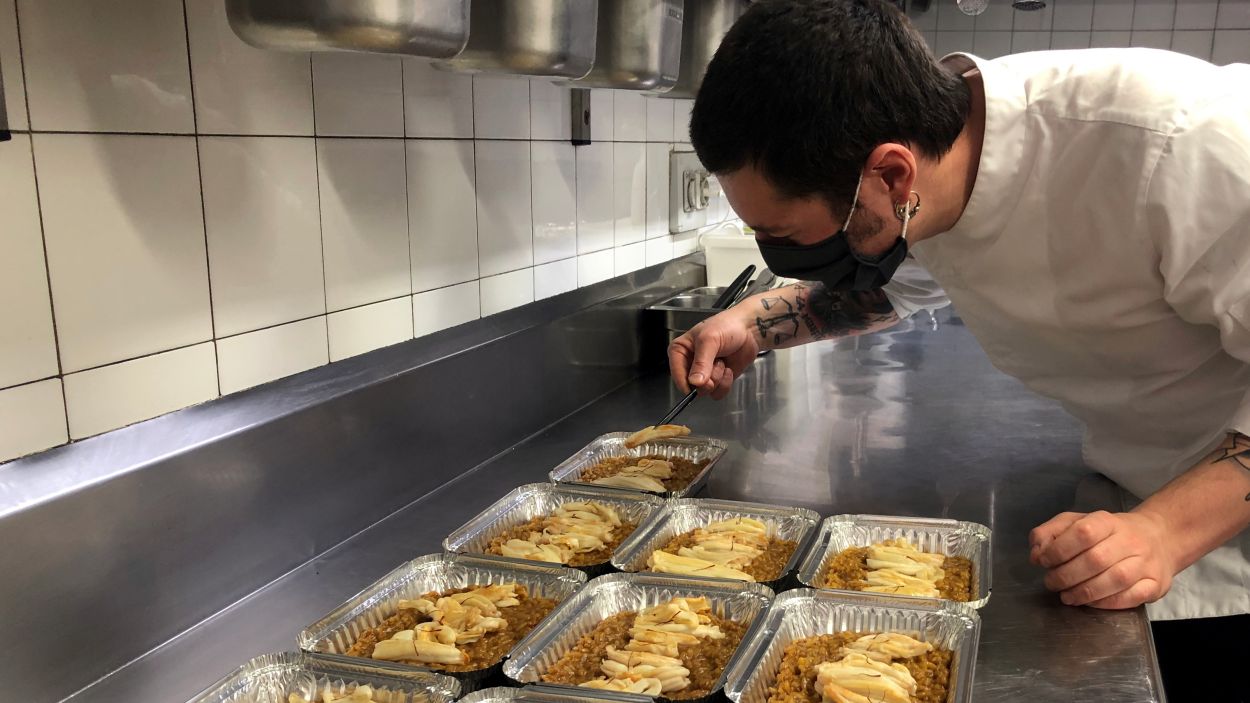 L'Ajuntament buscarà alternatives cas a cas per mantenir el servei d'àpats a domicili