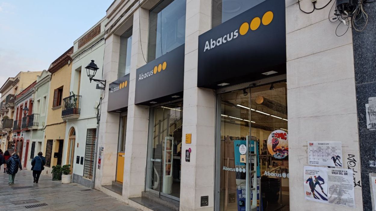 Abacus Sant Cugat avança la campanya de tornada a l'escola