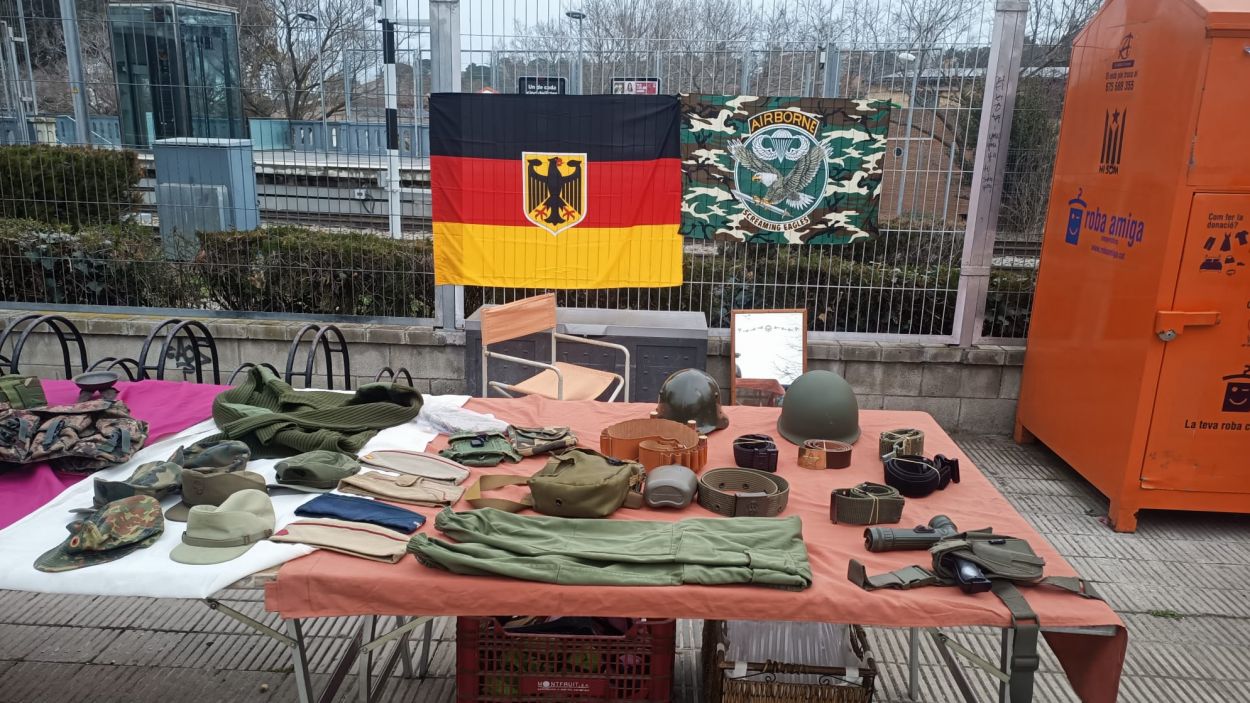 Apercebut un brocanter per vendre productes amb simbologia nazi i feixista a Valldoreix
