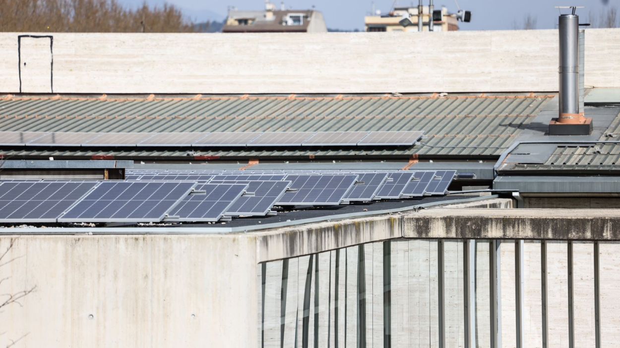L'Escola de Música i el Casal de Mira-sol es passen a l'energia verda