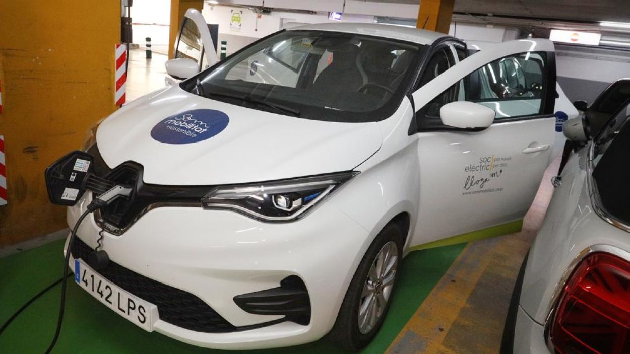 El cotxe elèctric compartit de SOM Mobilitat arriba a Sant Cugat