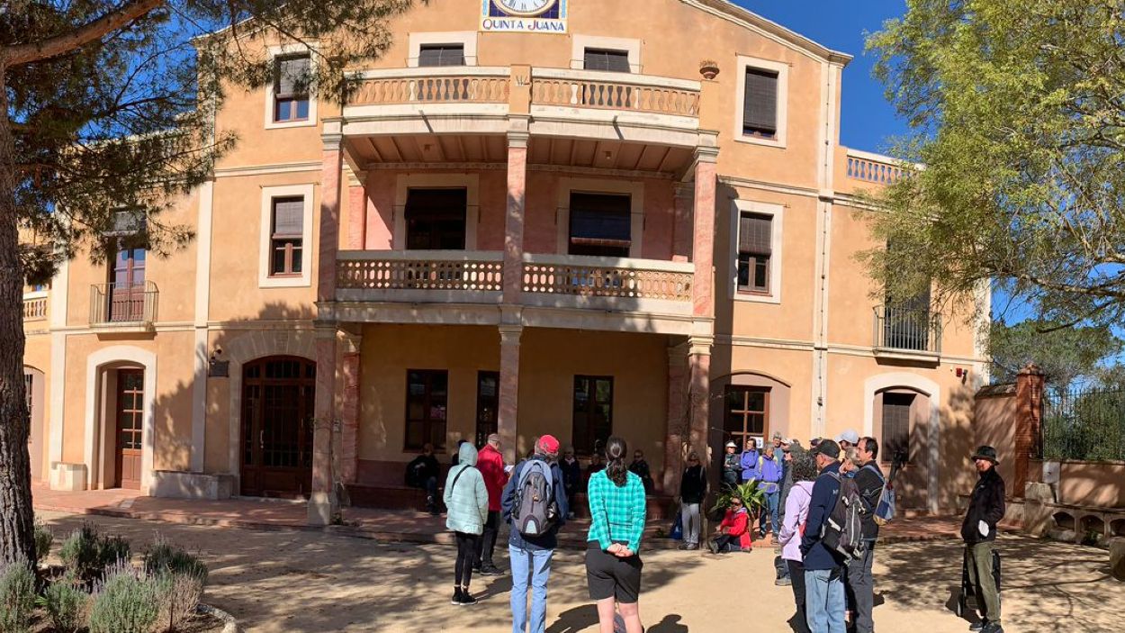 El Club Muntanyenc celebra el 25è aniversari de passejades a la casa de Jacint Verdaguer
