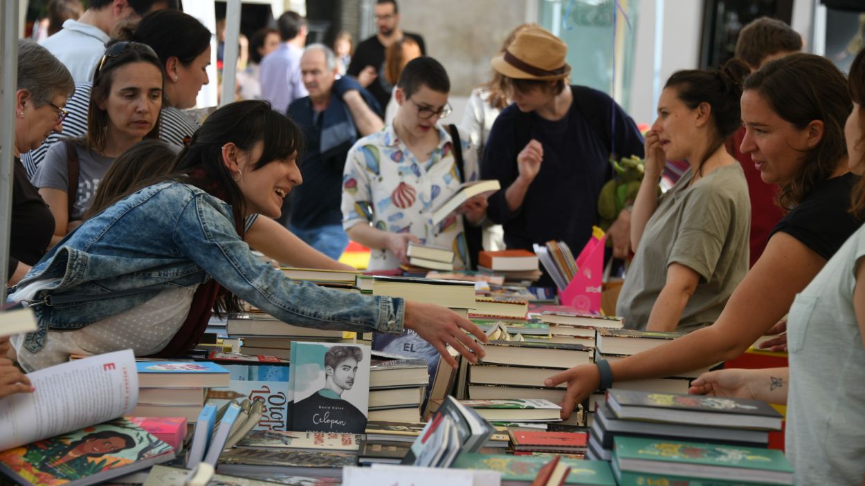 Les llibreries de Sant Cugat posen en valor els seus punts forts per plantar cara a Amazon, Abacus i La Casa del Llibre