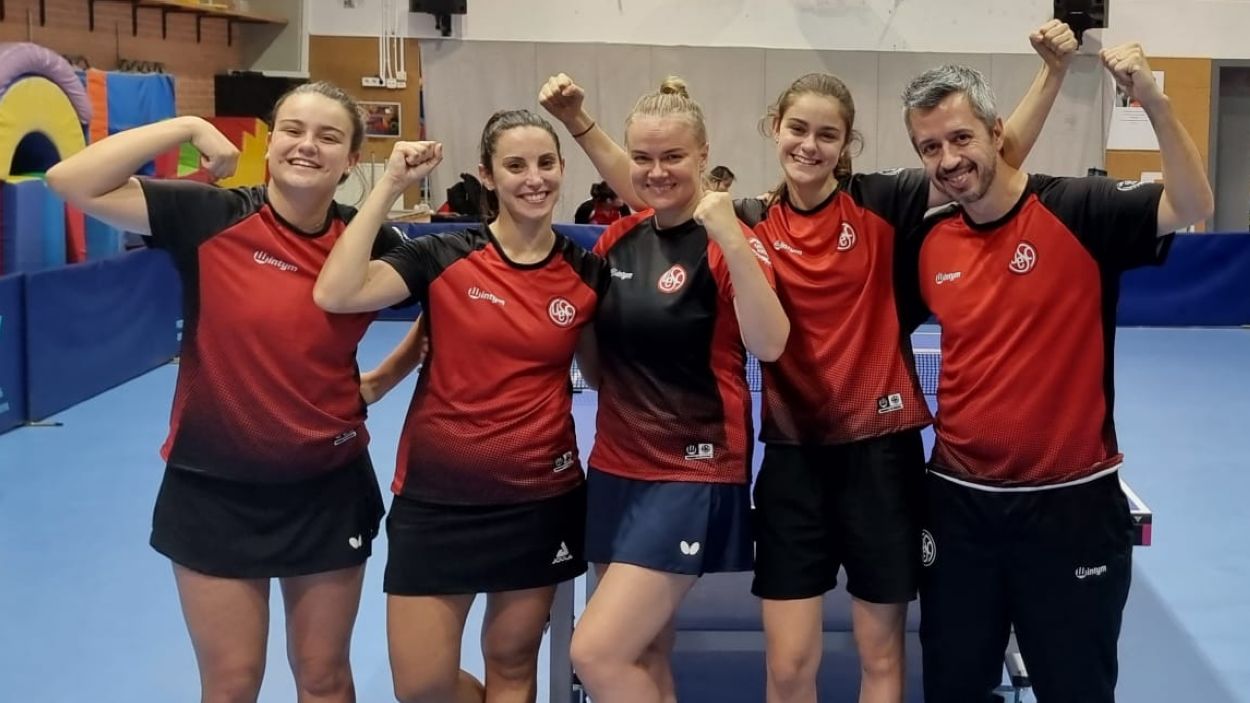 El primer equip de la UESC de tennis taula assoleix la permanència a Superlliga