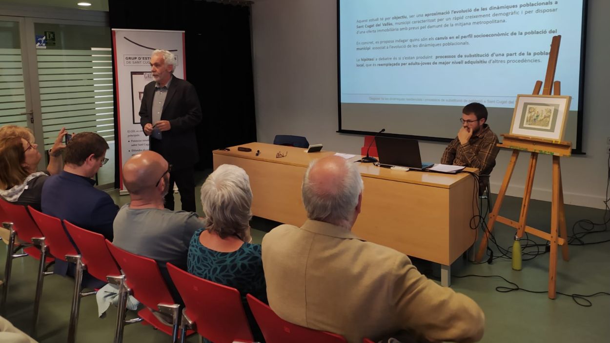 La revista 'Gausac' publica l'estudi que demostra la substitució poblacional a causa del preu de l'habitatge