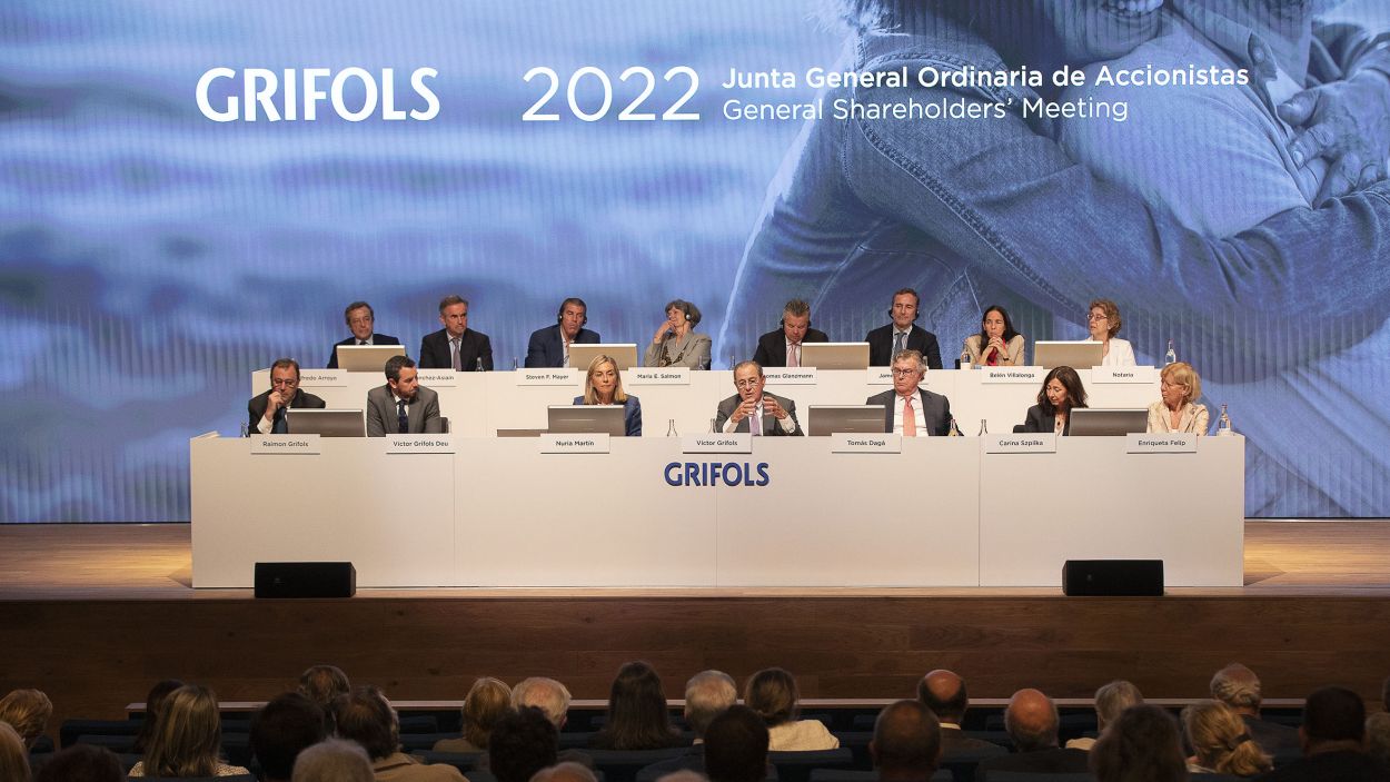 Grifols reestructura la cúpula i nomena Thomas Glanzmann nou CEO