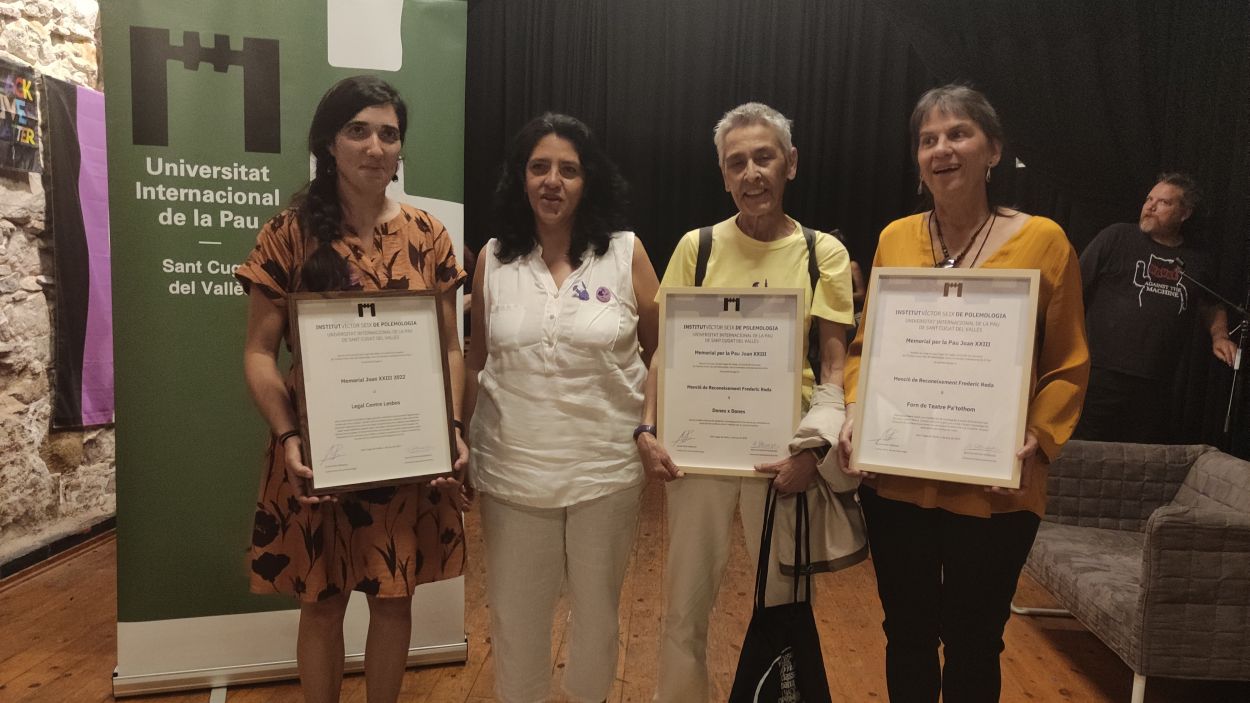 El Legal Centre Lesvos rep el Memorial Joan XXIII per la Pau