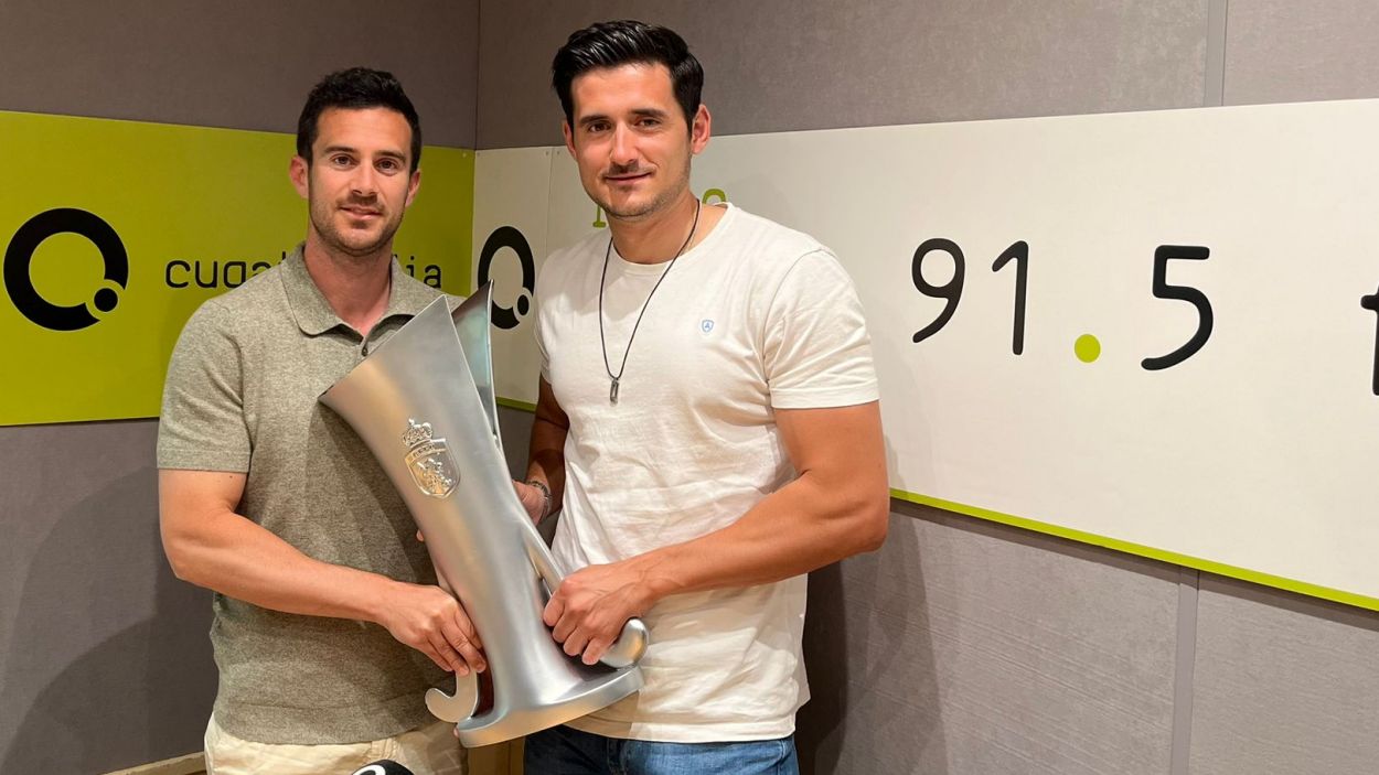 Programa especial de l''Esport en Marxa' sobre el primer títol de lliga del Junior femení