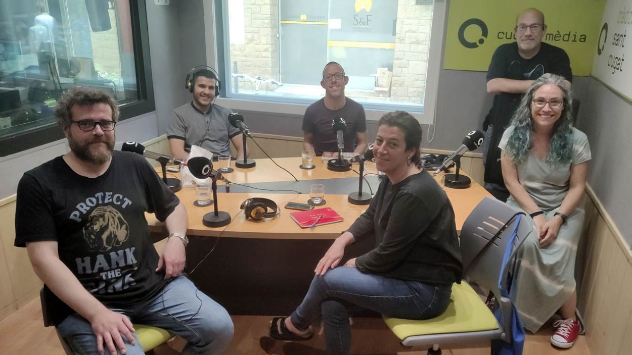 Els llibreters de la ciutat, a la tertúlia cultural de Ràdio Sant Cugat