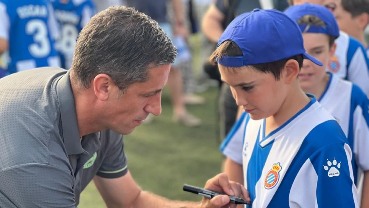 L'Escola Pericos de Sant Cugat tanca la temporada amb la presència de Joan Capdevila