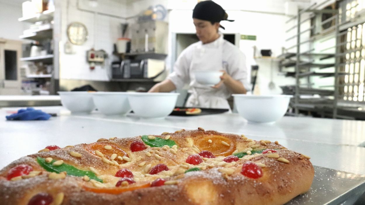 Les pastisseries de Sant Cugat encaren la venda de coques de Sant Joan amb optimisme