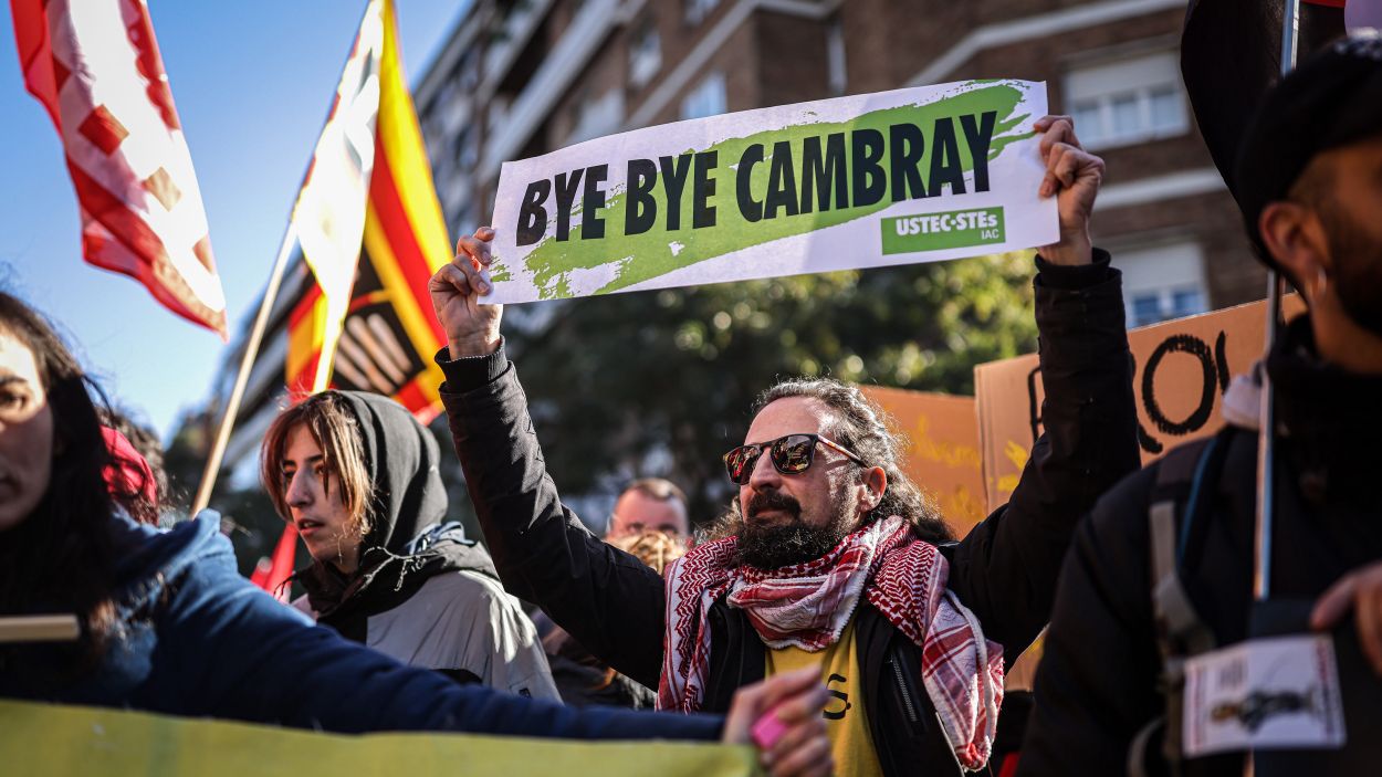 Convoquen vaga de docents a les escoles el 6 de setembre, primer dia del curs