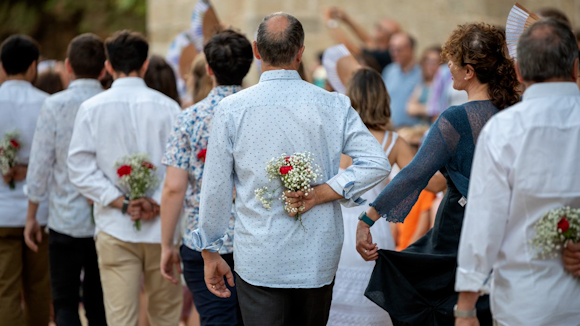 Paga-li, Joan: El vano i el ram llueixen com sempre per Sant Pere