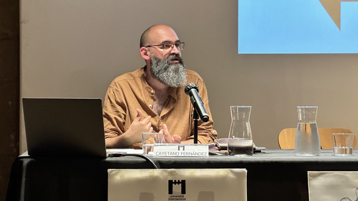 Cayetano Fernández: 
