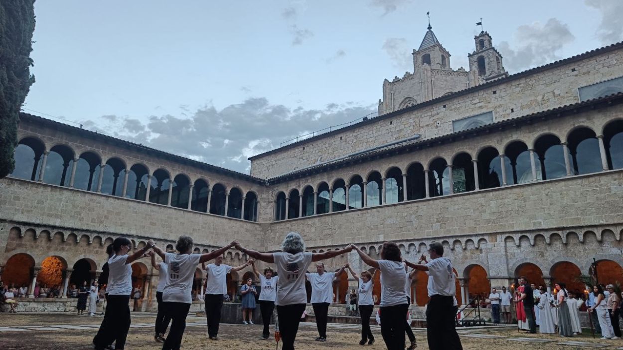 Litúrgia i cultura popular s'abracen per retre homenatge al màrtir Cugat