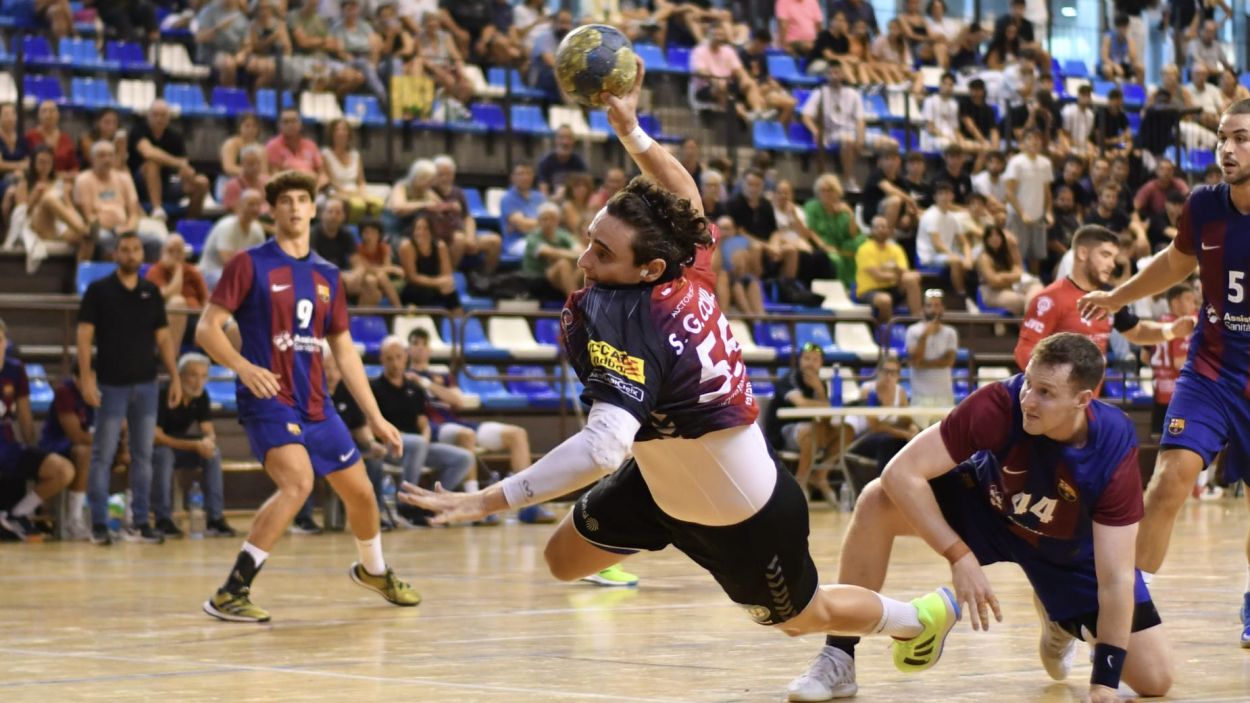 L'handbol, l'hoquei herba i el futbol santcugatenc inicien les competicions