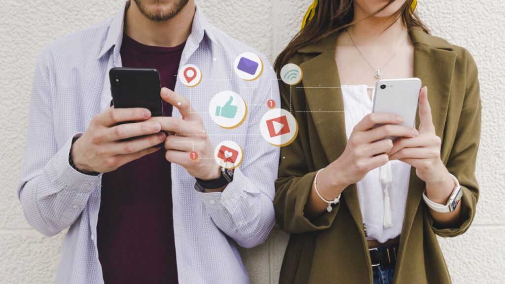 Alt: Messi, Ariana Grande i les novetats musicals, protagonistes al 'Connectats a les xarxes'