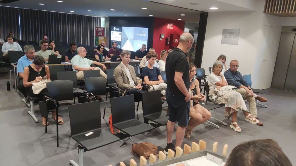 Escolta aquí l'audiència pública del ple de setembre