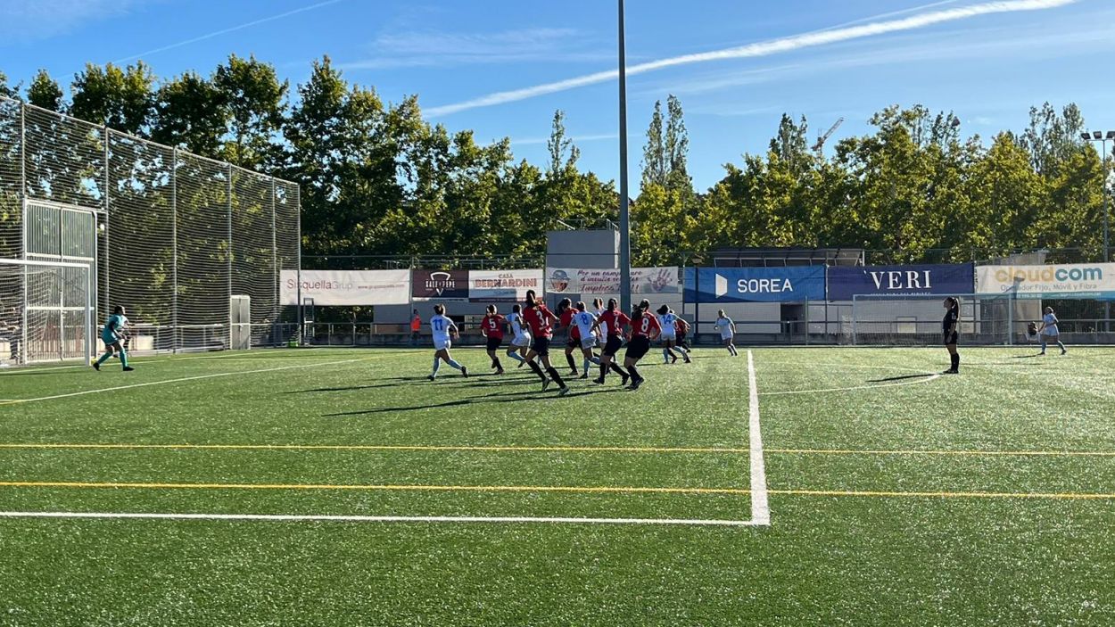 El SantCu femení encaixa la primera derrota de la temporada contra el Levante Las Planas B