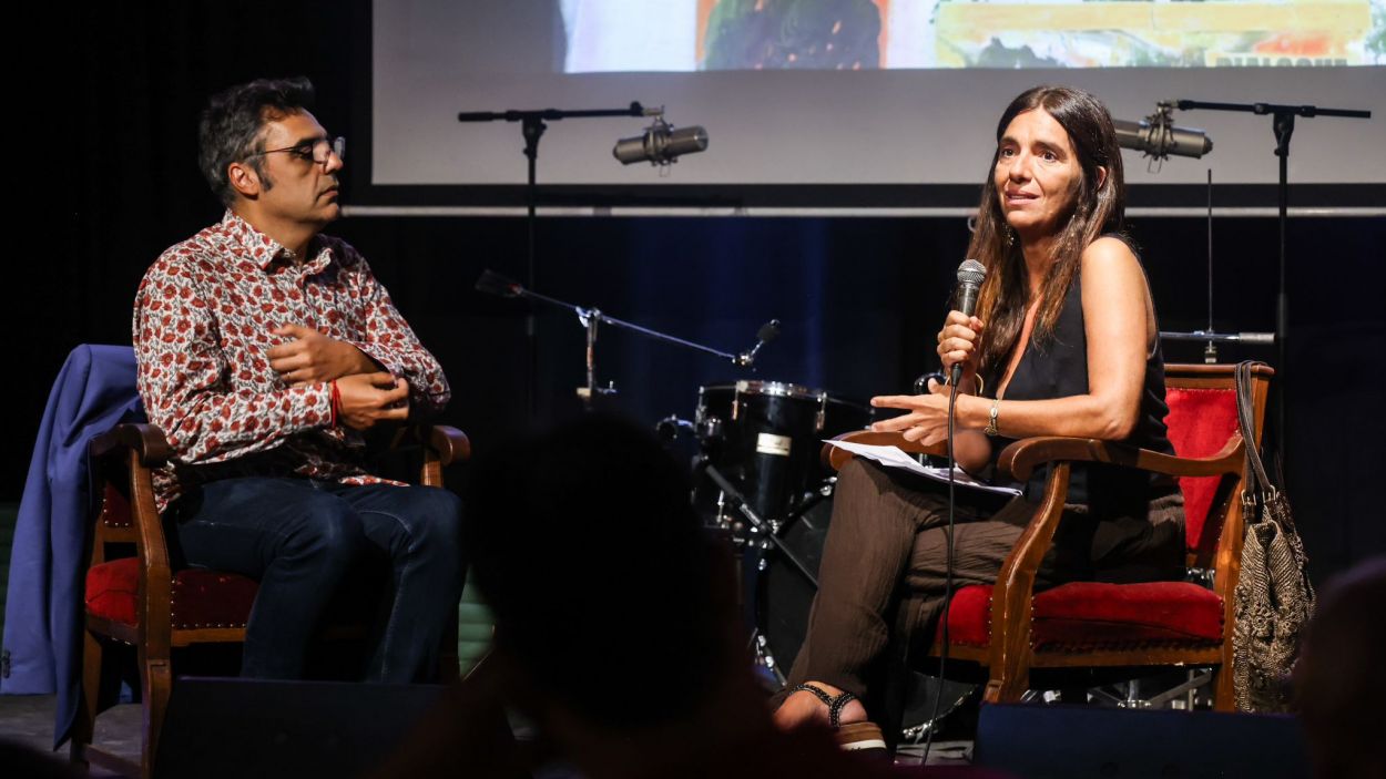 Cèlia Cernadas presenta a Sant Cugat 'Fora de focus', històries anònimes per descriure els problemes del món