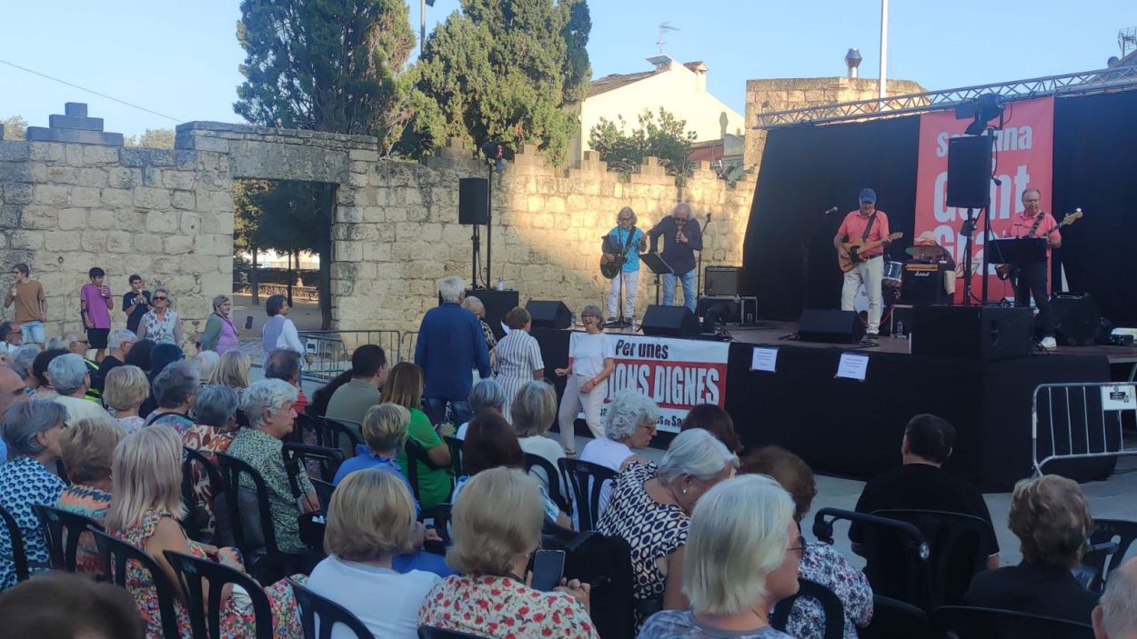 La Plataforma de Pensionistes celebra el 5è aniversari amb gresca i reivindicació