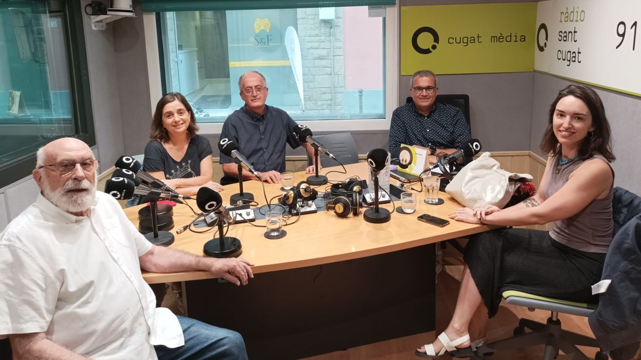 Les queixes de les AFES per les retallades a les escoles i el futur del Mercat Vell, a la 'Tertúlia Ciutadana de Sant Cugat'