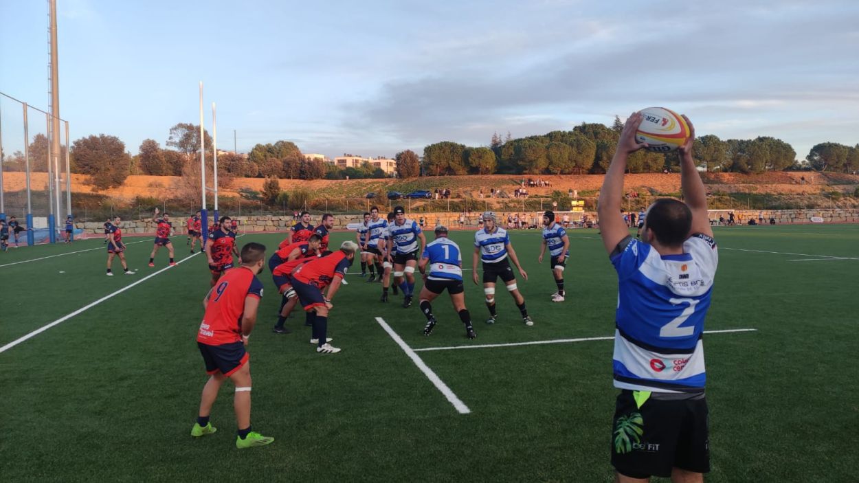 El Rugby Sant Cugat cau contundentment al camp del líder, el València