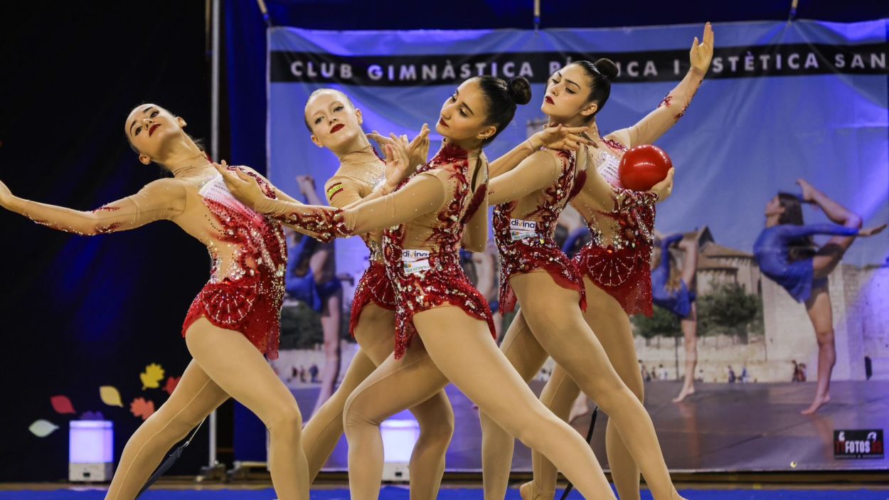 Sant Cugat gaudeix amb l'equip olímpic espanyol de rítmica a través d'una masterclass
